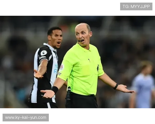 英超裁判培训升级，执法一致性受关注